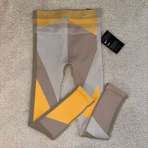 Nike Women’s Sculpt Lux High Rise Leggings Size XS NWT